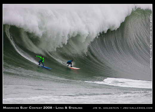 011208_mavericks_surf_contest_2008_greg_long_jamie_sterling_520c.jpg